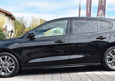 Ford Focus Lim. ST-Line X / Top Zustand !