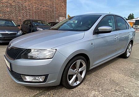 Skoda Rapid /Spaceback Automatik+Navi+Sitzheizung+PDC+Allwetter