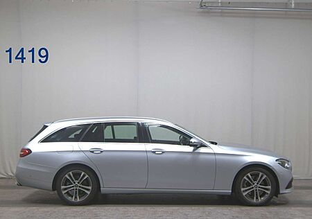 Mercedes-Benz E 220 d T Avantgarde Navi Multibeam Burm. 360°