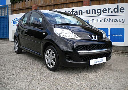 Peugeot 107 5-Tür. 70 Filou/1.Hand/Klima/Wenig km.