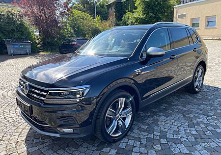 VW Tiguan Allspace Volkswagen 2.0 TDI Highline 4Motion DSG* 7 Sitzer