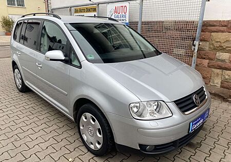 VW Touran Volkswagen 2.0 TDI DSG Trendline