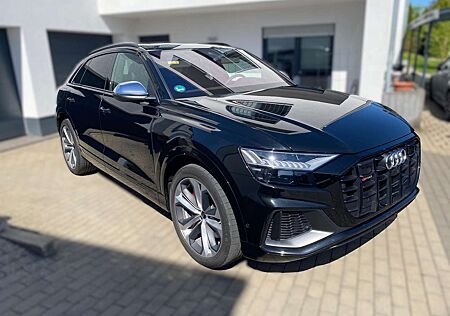 Audi Q8 S TFSI quattro tiptronic