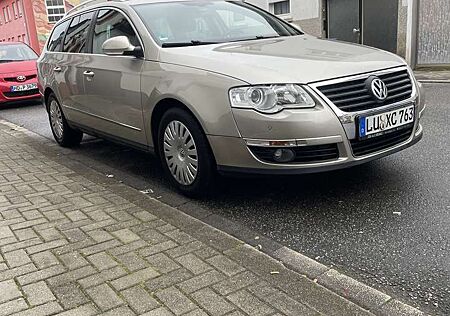 VW Passat Variant Volkswagen 2.0 TDI DPF DSG Trendline