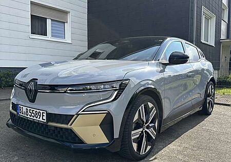 Renault Megane E-Tech EV60 220hp optimum charge Iconic