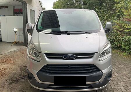 Ford Transit 2.0 TDCi 310 L2 Tourneo Titanium