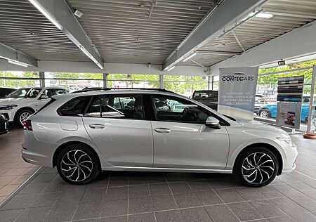 VW Golf Volkswagen VIII Var. 2.0 TDI Life AHK+Business Premium