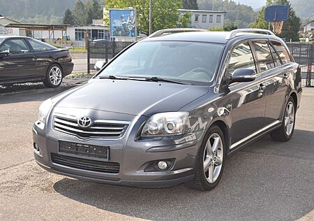 Toyota Avensis 2.2 D-CAT Executive