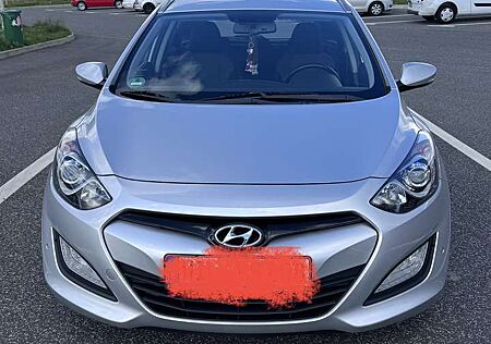 Hyundai i30 i30cw 1.6 CRDi Style