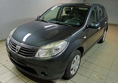 Dacia Sandero Laureate