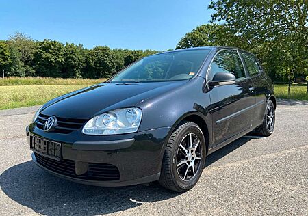 VW Golf Volkswagen V Lim. 1.6 Trendline Klimaauto. Allwetter