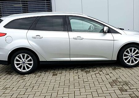 Ford Focus Turnier 1.0 EcoBoost SYNC Edition, 162 Tkm