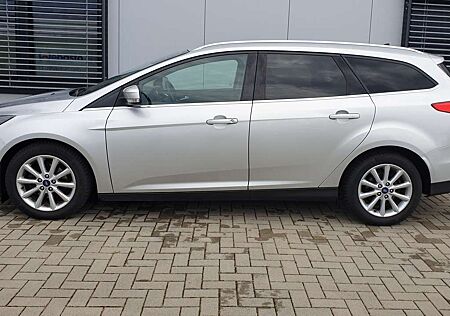 Ford Focus Turnier 1.0 EcoBoost SYNC Edition, 162 Tkm