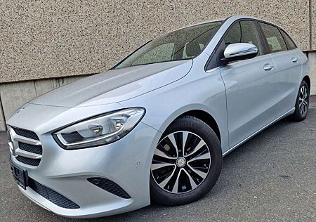 Mercedes-Benz B 180 D 7G-DCT/1HAND/LEDER/NAVI/KAM/T-ASSIT/AHK+