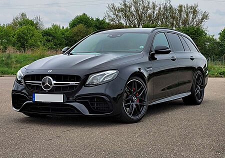 Mercedes-Benz E 63 AMG AMG E 63 S Gar,Perf.AGA,HUD,Night,Burm,Wide,Nappa