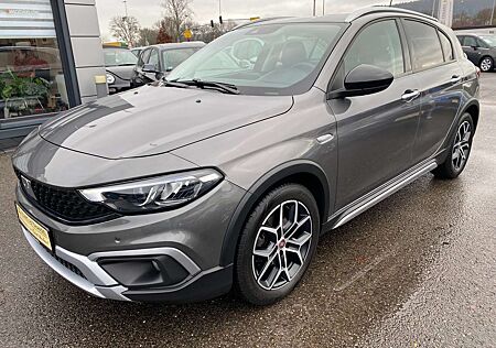 Fiat Tipo Cross LED ACC Navi Kamera Carplay Berganfahrassist
