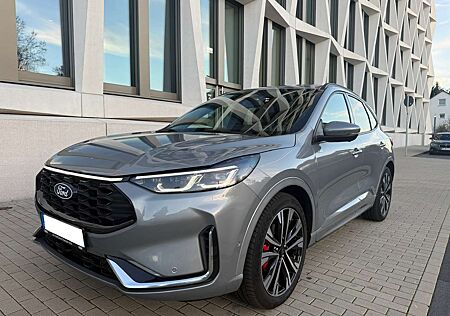 Ford Kuga Hybrid ST-Line X