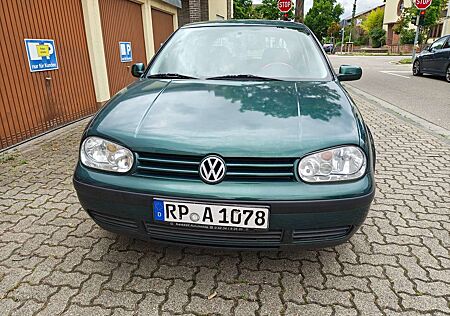 VW Golf Volkswagen 1.6