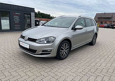 VW Golf Volkswagen VII Variant 1.6 TDI DSG Allstar BMT