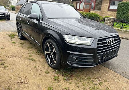 Audi Q7 3.0 TDI quattro/S-Line+7-Sitz.+Panor.+Head-up