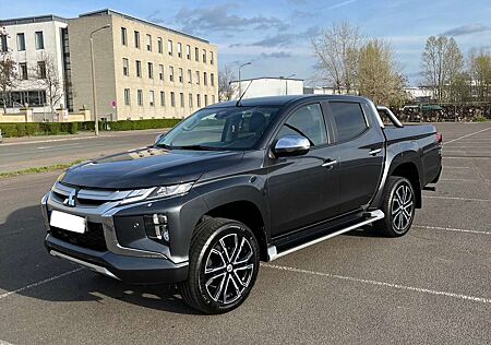 Mitsubishi L200 2.2 DI-D Top - MJ. 21 - Rollcover & WR