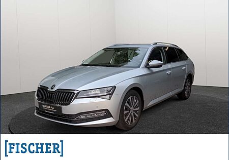 Skoda Superb Combi 2.0TDI DSG Style Matrix AHK Navi 360° ACC SH