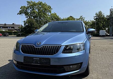 Skoda Octavia 1.6 TDI DSG • Scheckheft • Automatik • TÜV