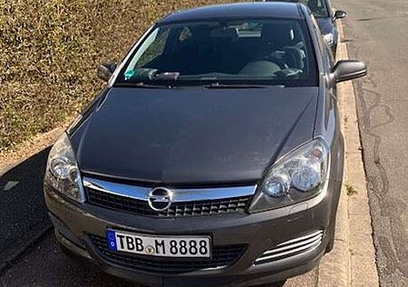 Opel Astra H Coupé GTC