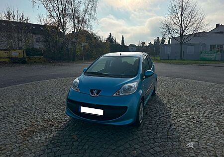 Peugeot 107 1.0 *95 tkm *TÜV+Service neu *KLIMA