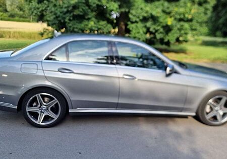 Mercedes-Benz E 220 CDI 7G-TRONIC Avantgarde