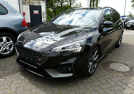 Ford Focus Turnier 2.0 EcoBlue ST-Line