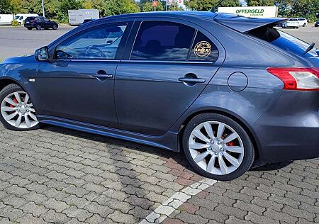 Mitsubishi Lancer 1.8 CVT Instyle, Leder, Bi-Xenon, Kurvenlicht