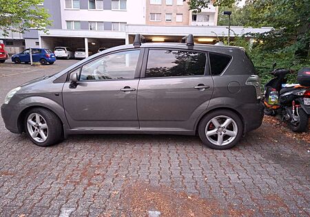 Toyota Corolla Verso 2.2 D-CAT Executive