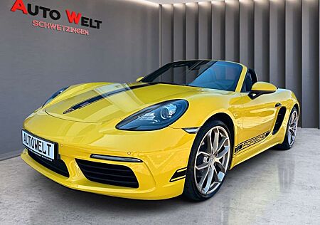 Porsche Boxster 718 Cabrio Exclusive-Edition/Chrono