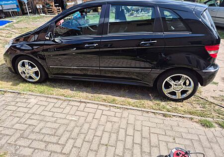 Mercedes-Benz B 200 Turbo