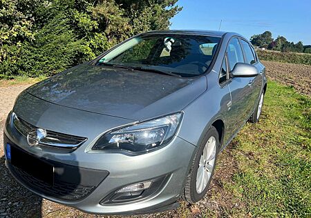 Opel Astra 1.4 Active