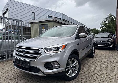 Ford Kuga Titanium NAVI RÜCKFAHRKAMERA LED KEYLESS