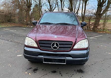 Mercedes-Benz ML 320 320