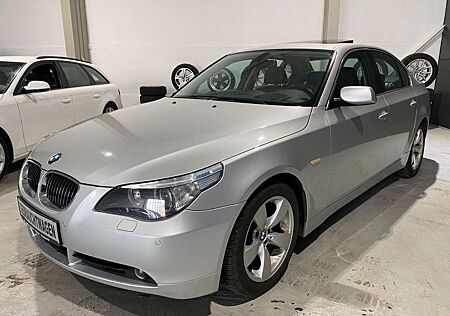 BMW 525 d Lim Xenon*Leder*Schiebedach*Advantage Paket