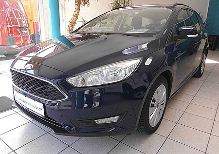 Ford Focus Turnier Trend AHK 1.Hand Orig. 59tkm.