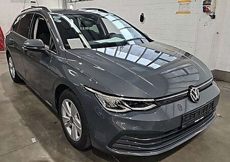 VW Golf Volkswagen VIII Variant Life