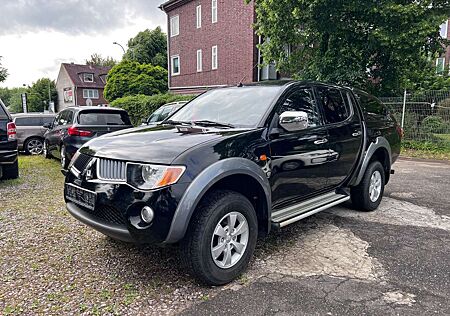 Mitsubishi L200 Intense Doppelkabine 4WD Hardtop