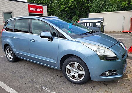 Peugeot 5008 2.0 HDI FAP 165 Allure Automatik