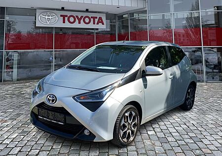 Toyota Aygo 1.0 x-play Team D KAM LM