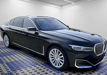 BMW 745 e Glasd. Sitzbe.Massage.TV.DrivProf.Park+H/K