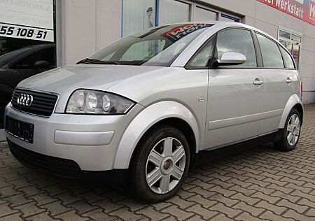 Audi A2 Advance, 1.4 TDI (55 kW), 8 Fach Bereifung,