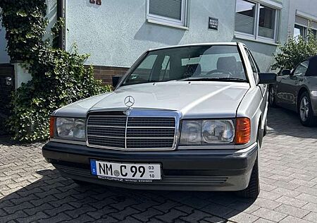 Mercedes-Benz 190 E 1.8