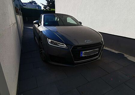 Audi TT Roadster Roadster 2.0 TFSI quattro