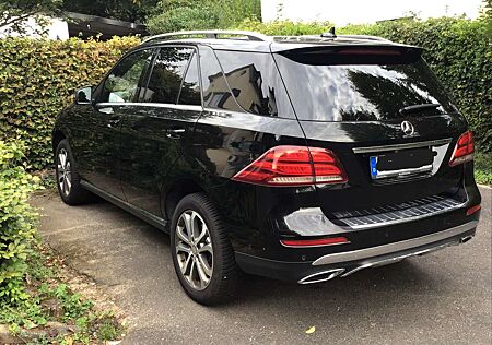 Mercedes-Benz GLE 350 d 4Matic 9G-TRONIC Exclusive