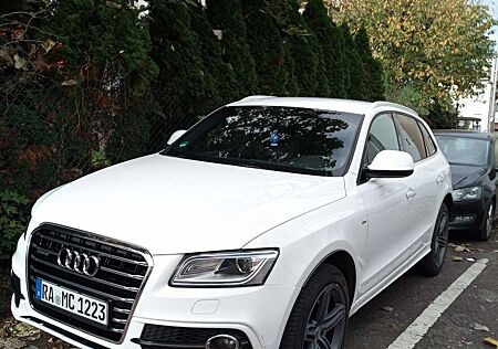 Audi Q5 2.0 TDI quattro (clean diesel) S tronic